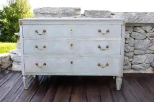 18th-century-italian-painted-commode-chest-of-drawers/