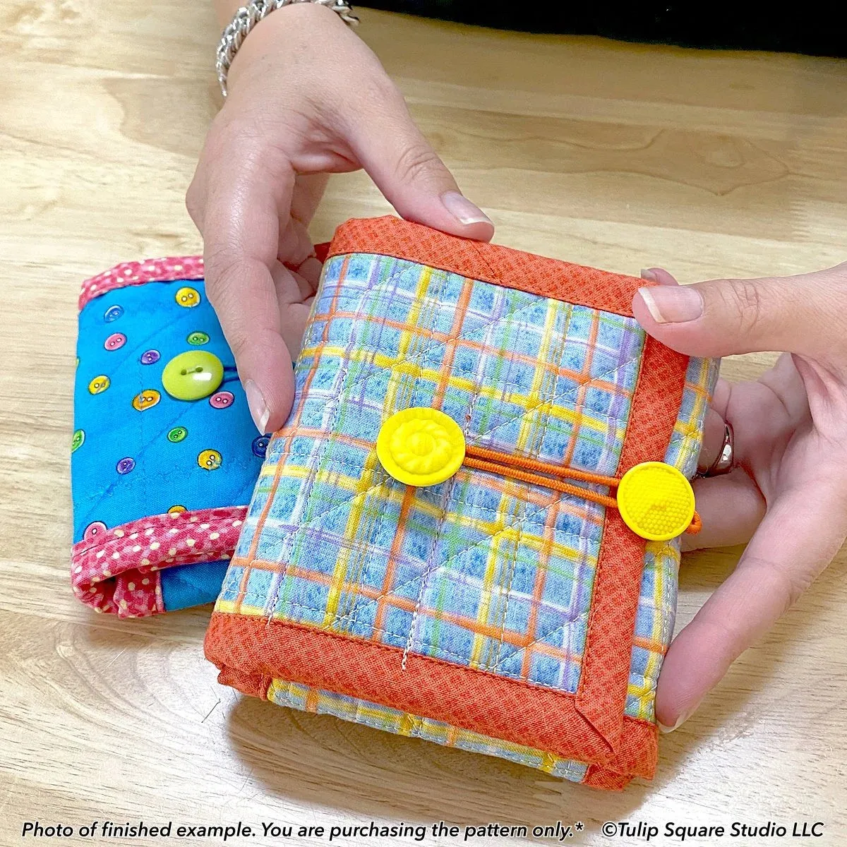 Flip Fold Sewing Kit Organizer Downloadable Pattern