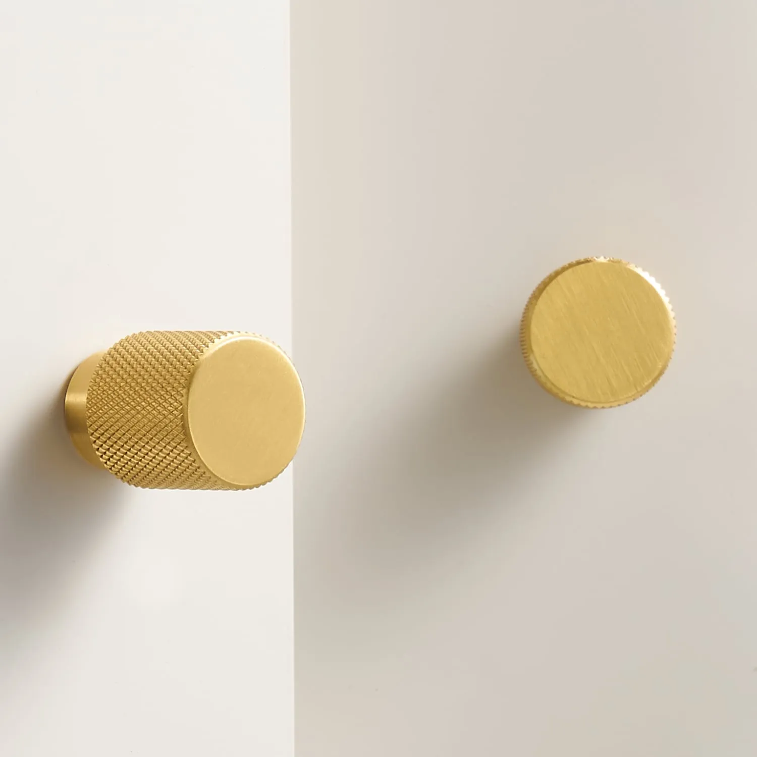 JAROD Solid Brass Knurled Knob