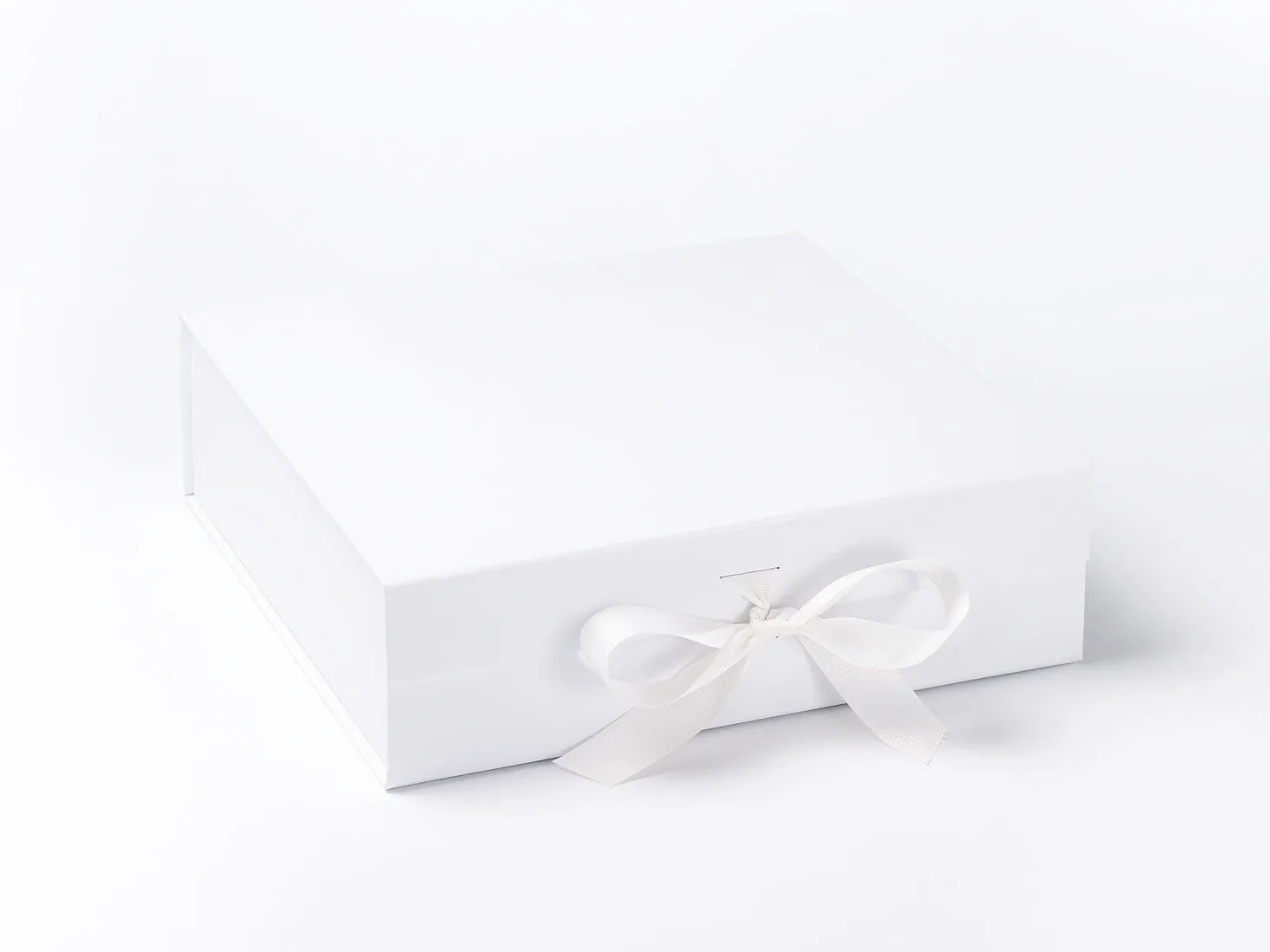 Large White Luxury Gift box with magnetic closure, and ribbon (Pack of 12)