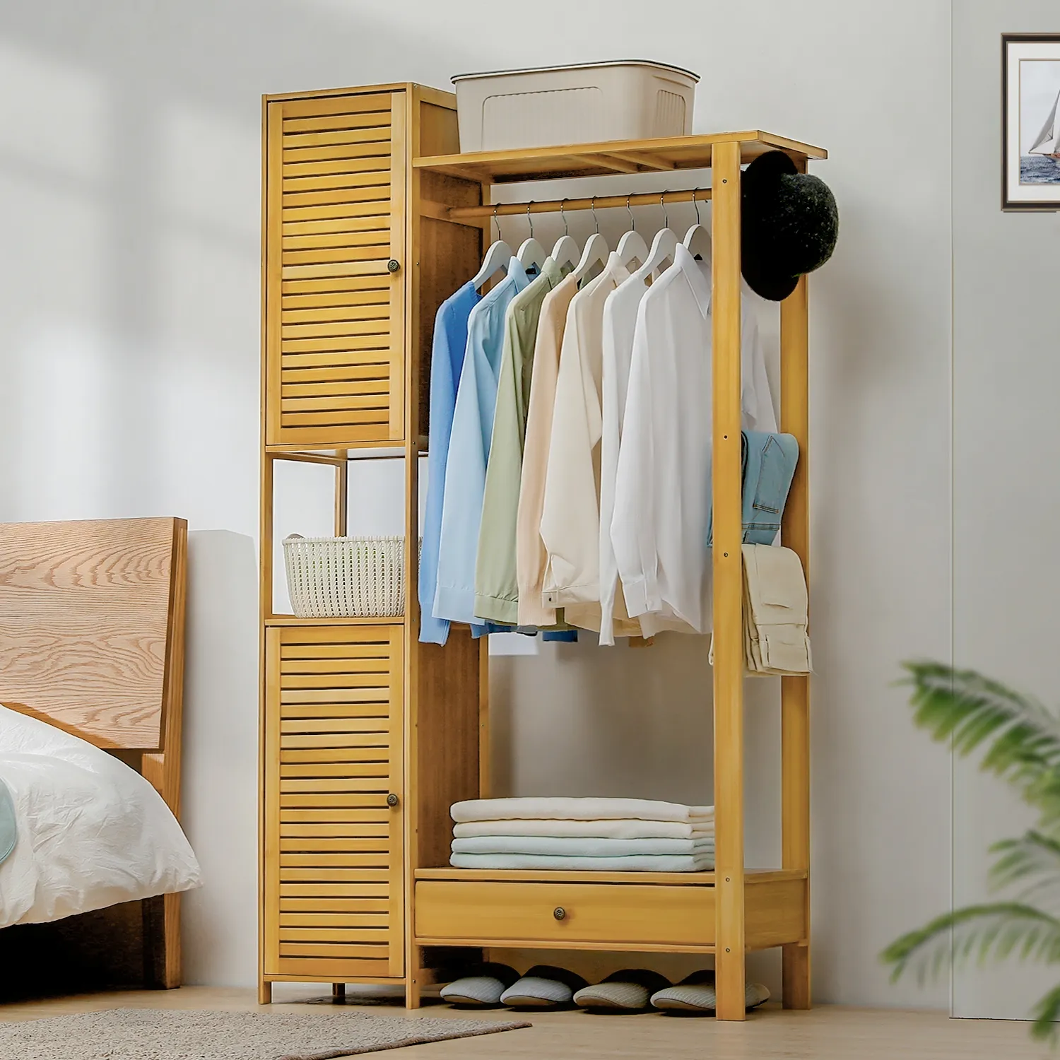 Multifunctional Garment Cabinet