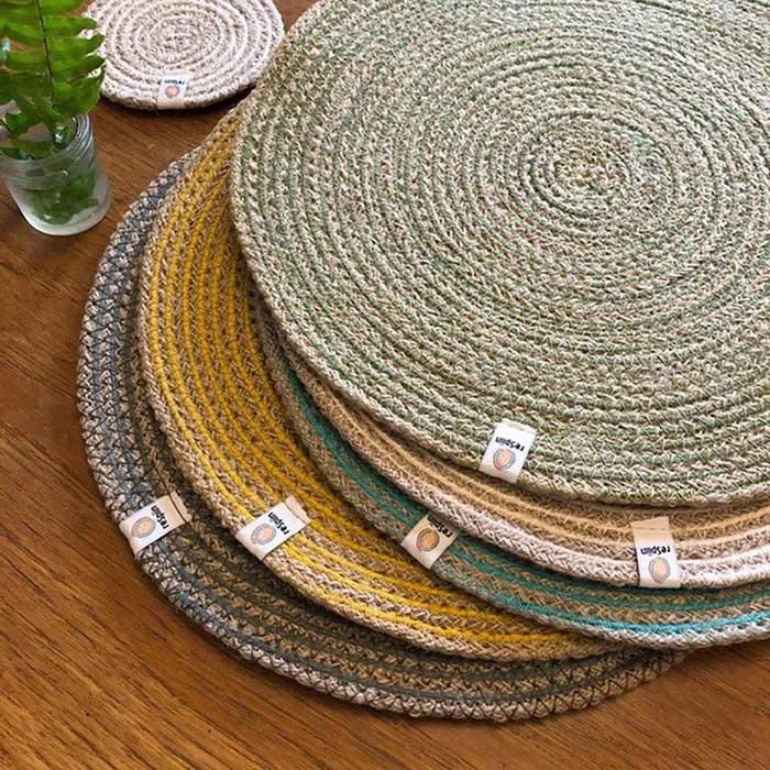 Round Spiral Jute Table Mat - Natural/White