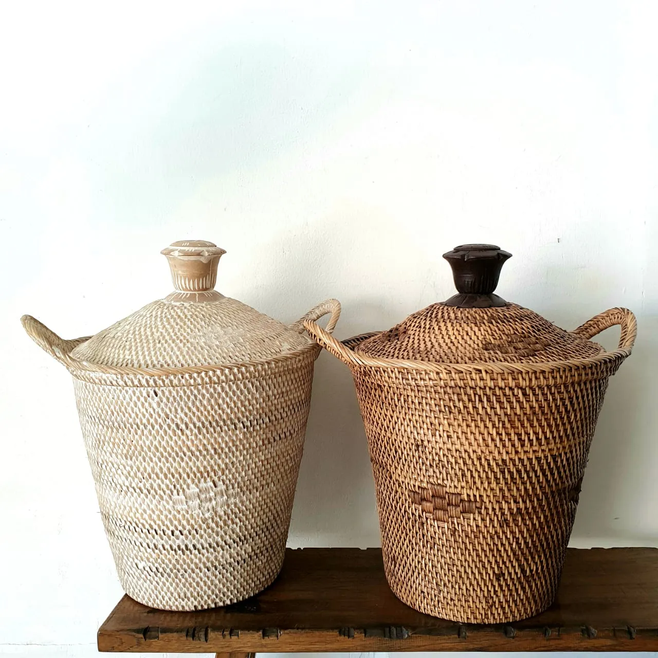 Rubbish Bin Woven Rattan With Flower Shaped Top Handle