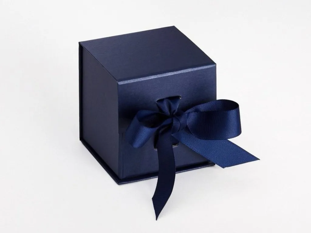 Sample - Small Cube Luxury Gift box