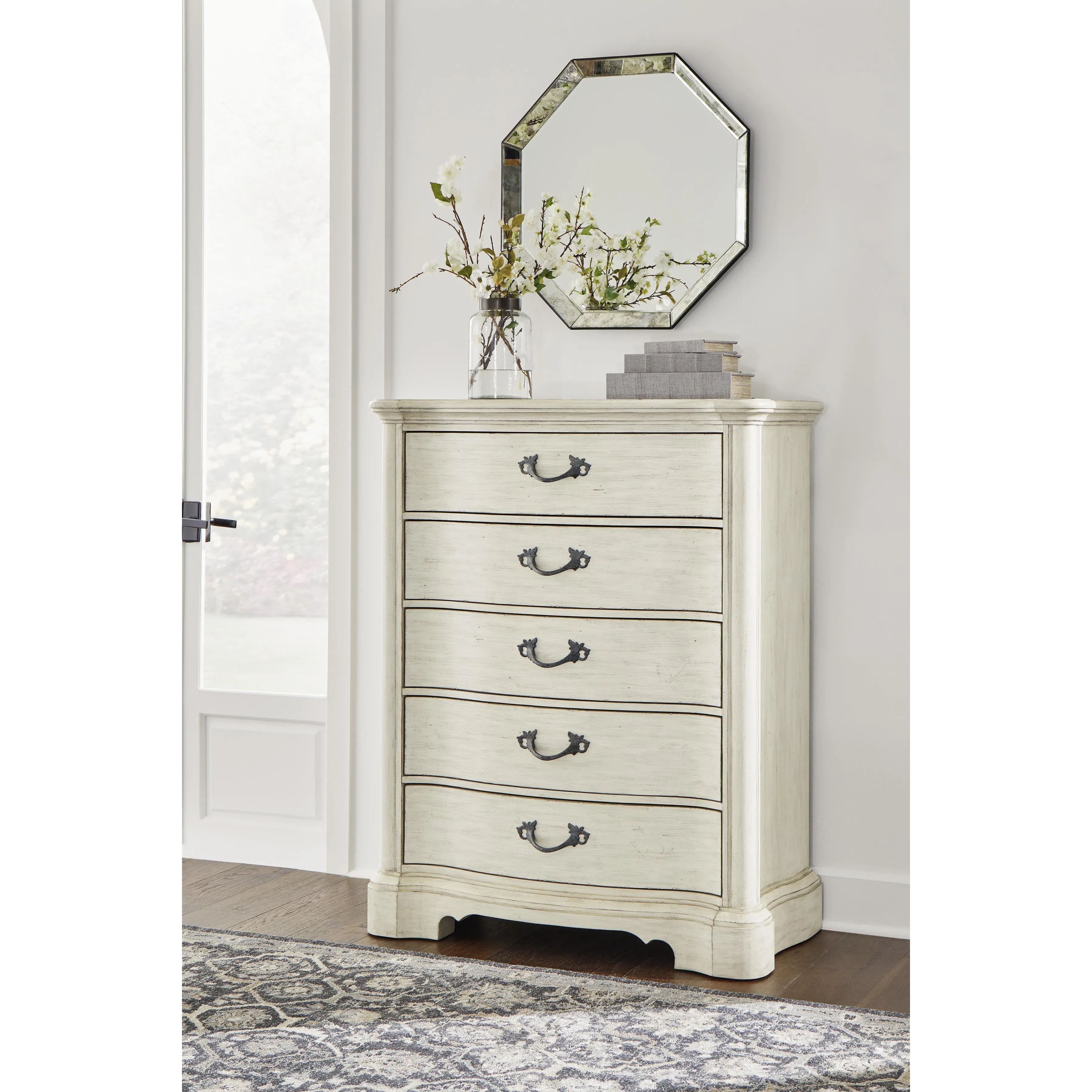 Signature Design by Ashley Arlendyne 5-Drawer Chest B980-46