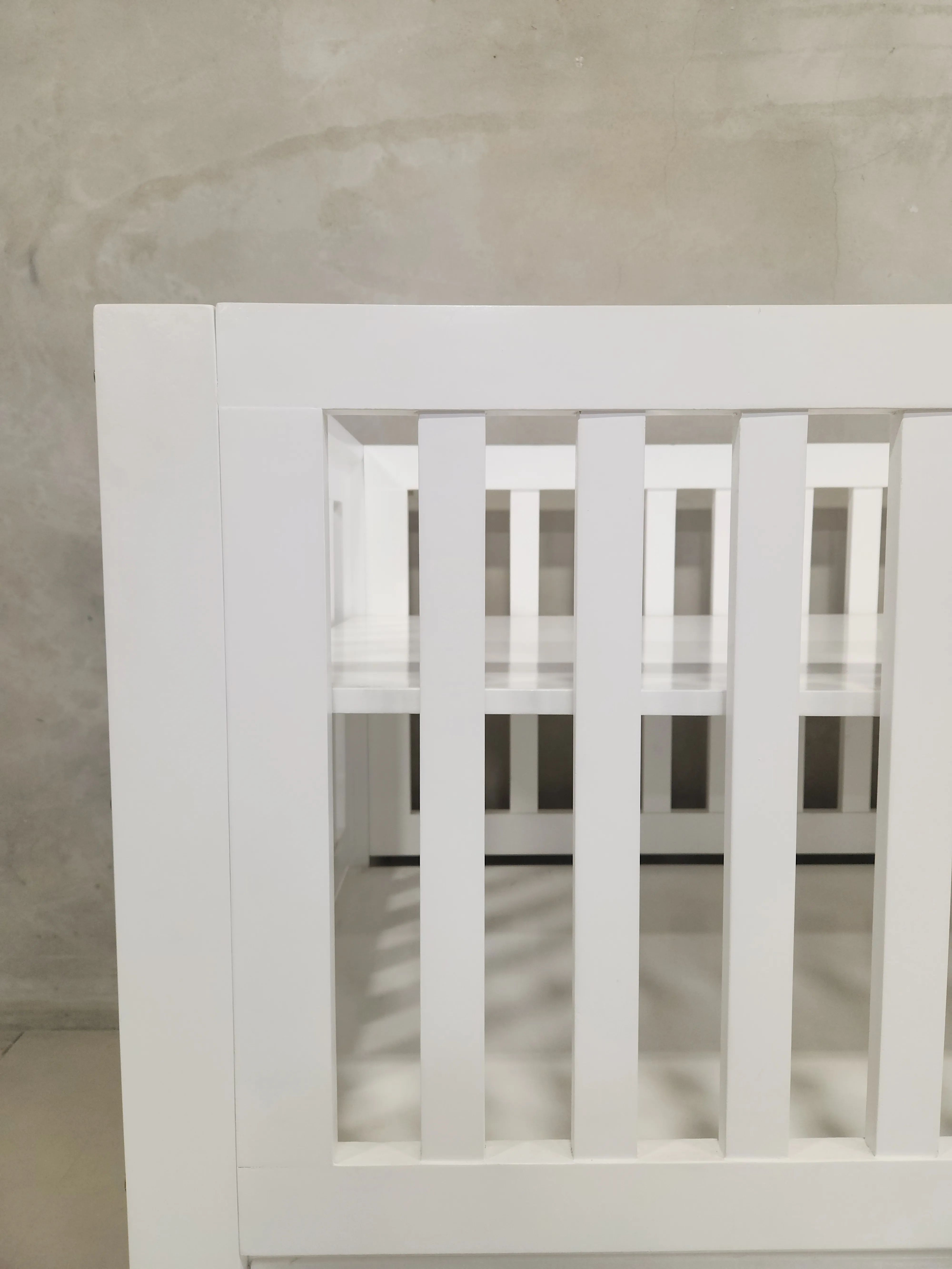 Square frame cot in White